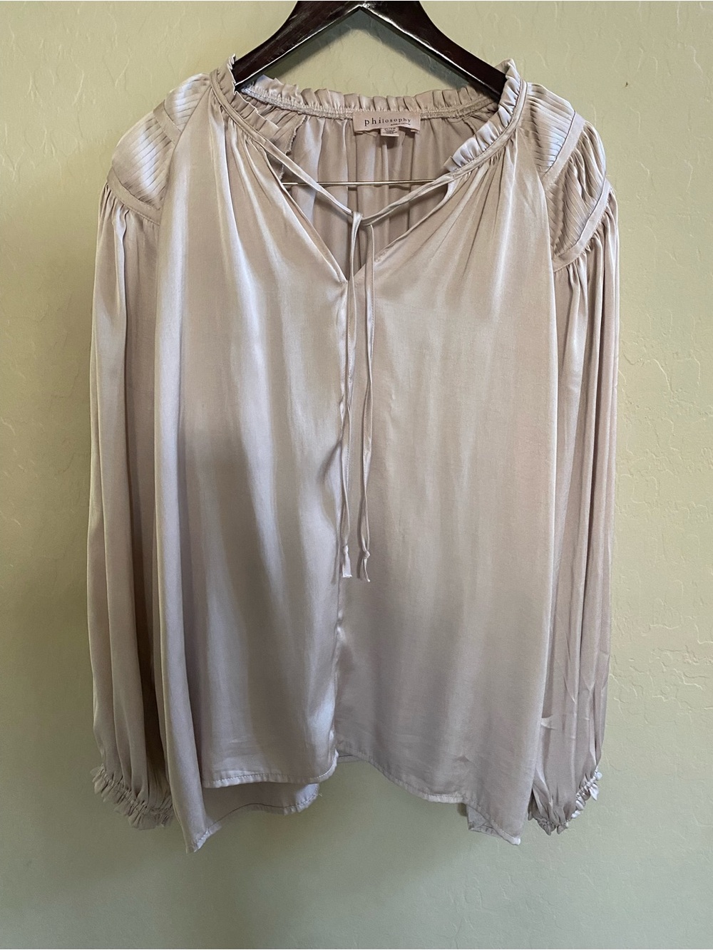Philosophy Light Ivory Tie-Neck Boho Peasant Blouse